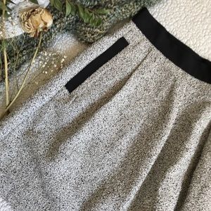 French Connection Skirts - French Connection Grey Skirt Sz 8 French Connection Skirts - French Connection Grey Skirt Sz 8
